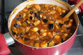 Foto de molho de berinjela.